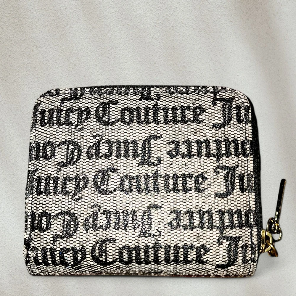 Juicy Couture Gothic Under Lock & Key Wallet Zip Around